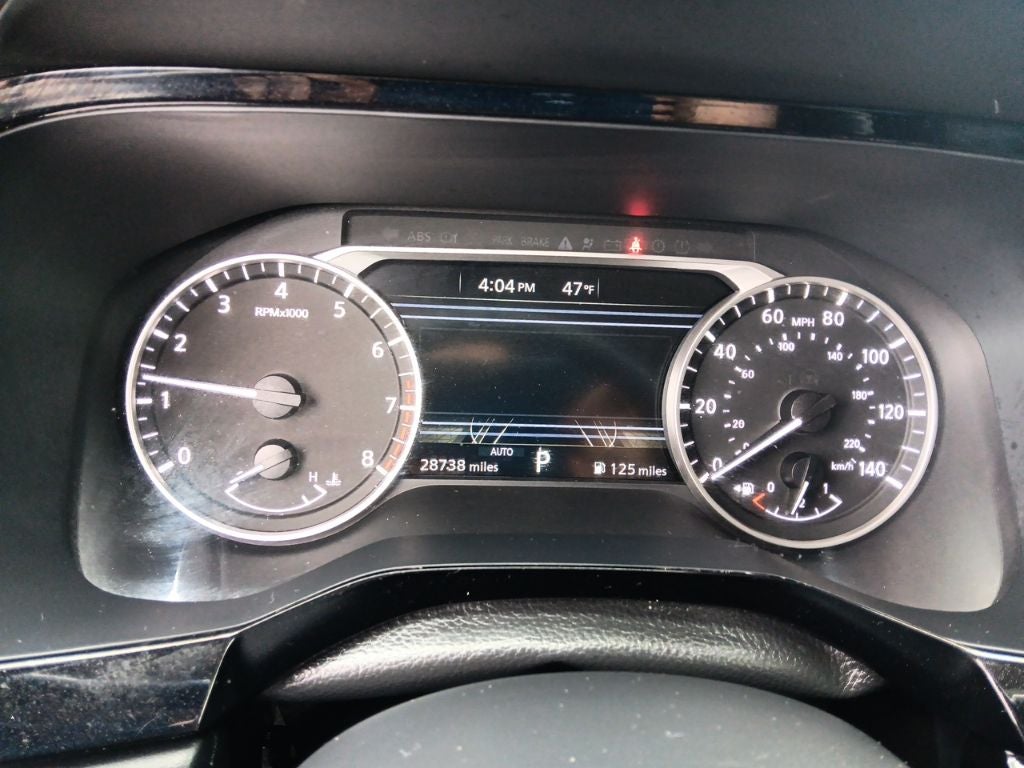 2025 Nissan Pathfinder SV