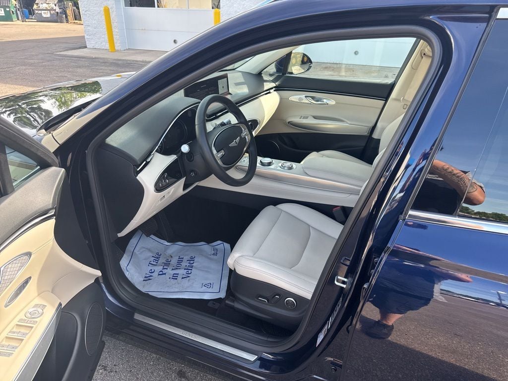 2024 Genesis GV70 2.5T