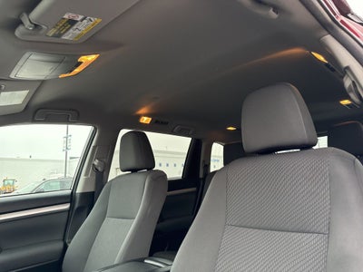 2017 Toyota Highlander LE