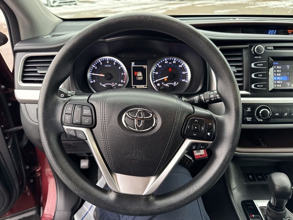 2017 Toyota Highlander LE
