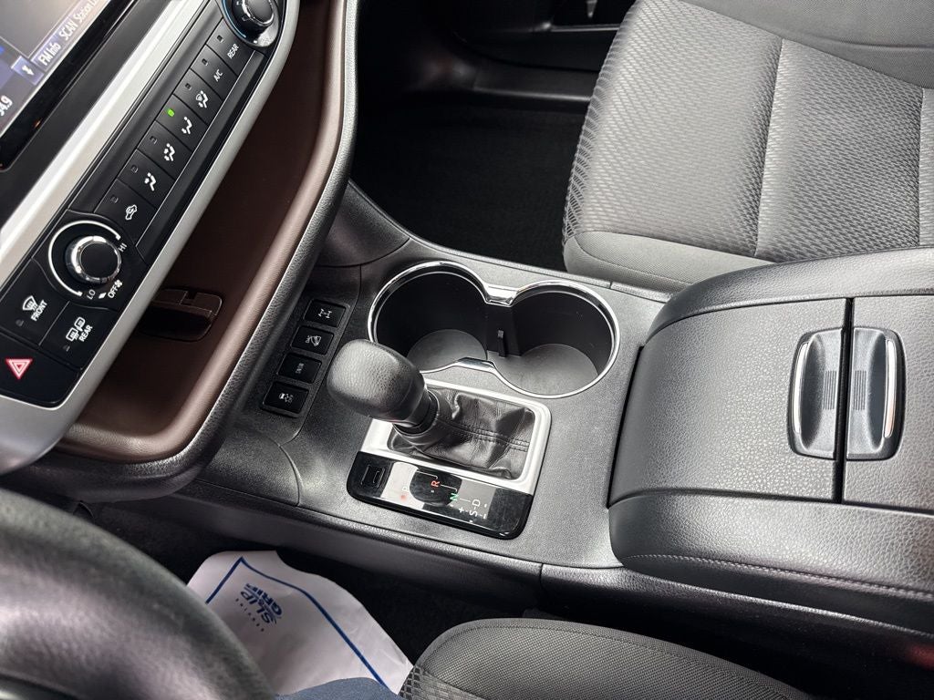 2017 Toyota Highlander LE