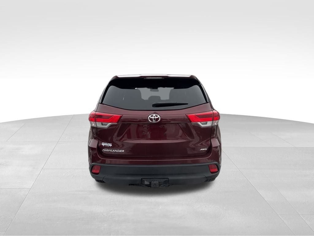 2017 Toyota Highlander LE