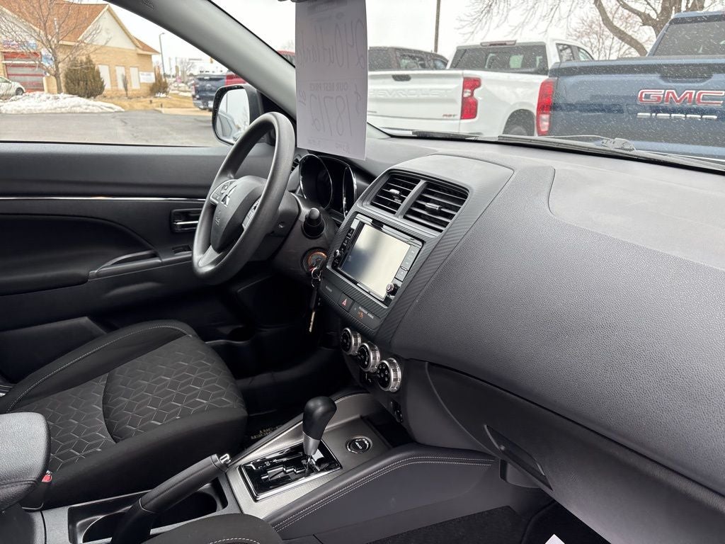 2024 Mitsubishi Outlander Sport 2.0 ES