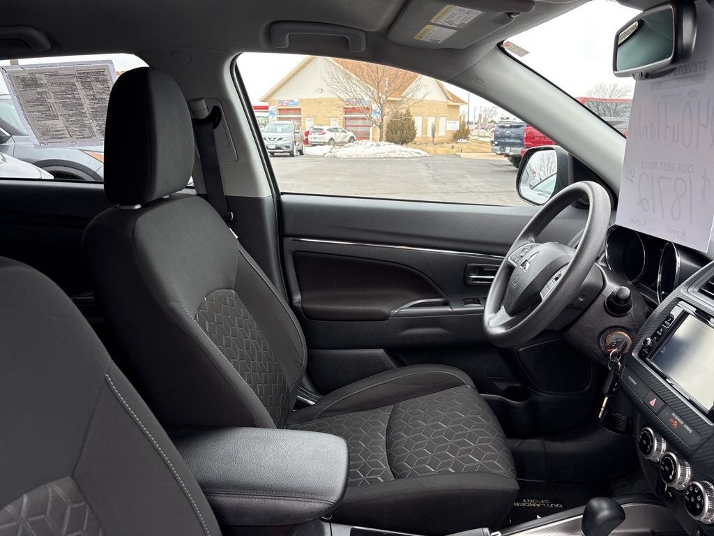 2024 Mitsubishi Outlander Sport 2.0 ES