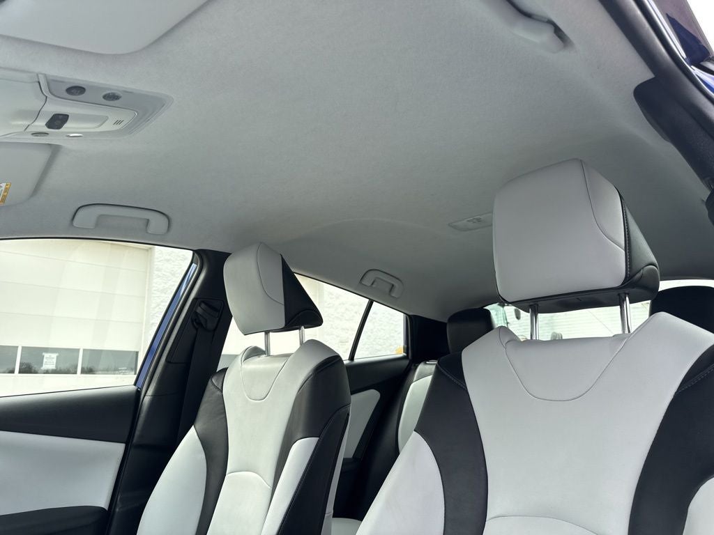 2017 Toyota Prius Three Touring