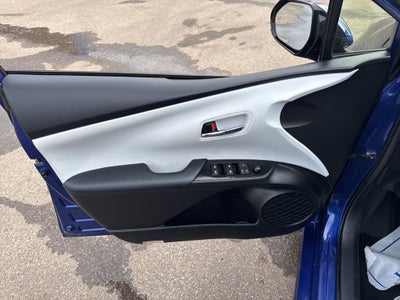 2017 Toyota Prius Three Touring