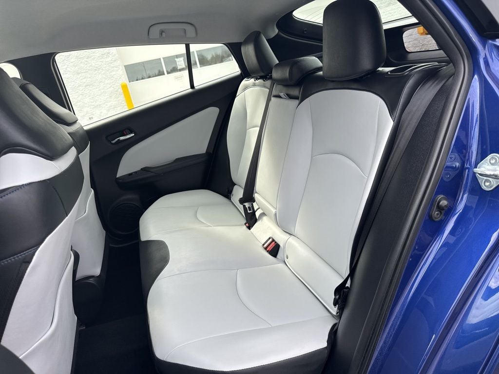 2017 Toyota Prius Three Touring