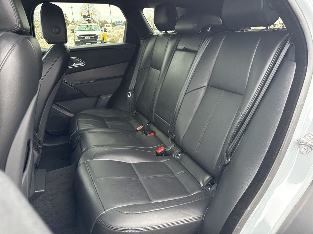 2025 Land Rover Range Rover Velar Dynamic SE