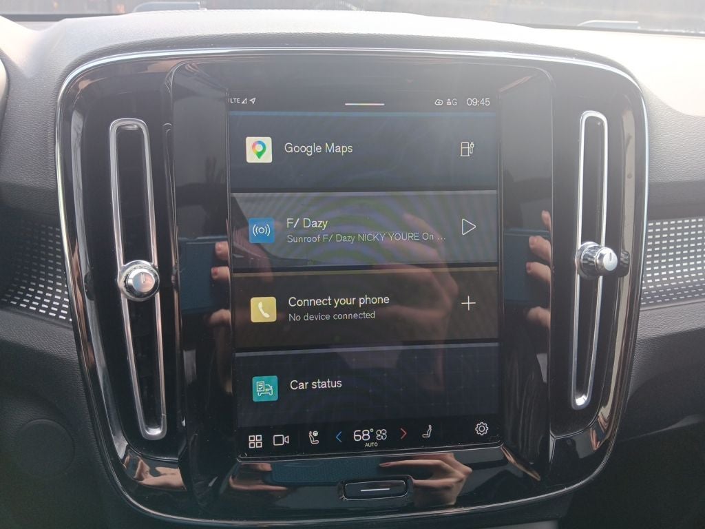 2021 Volvo XC40 Recharge Pure Electric P8